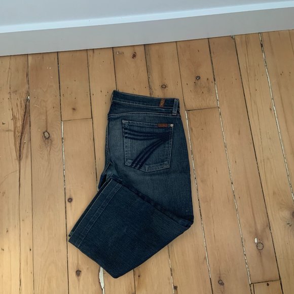7 for All Mankind Capris - Picture 1 of 2